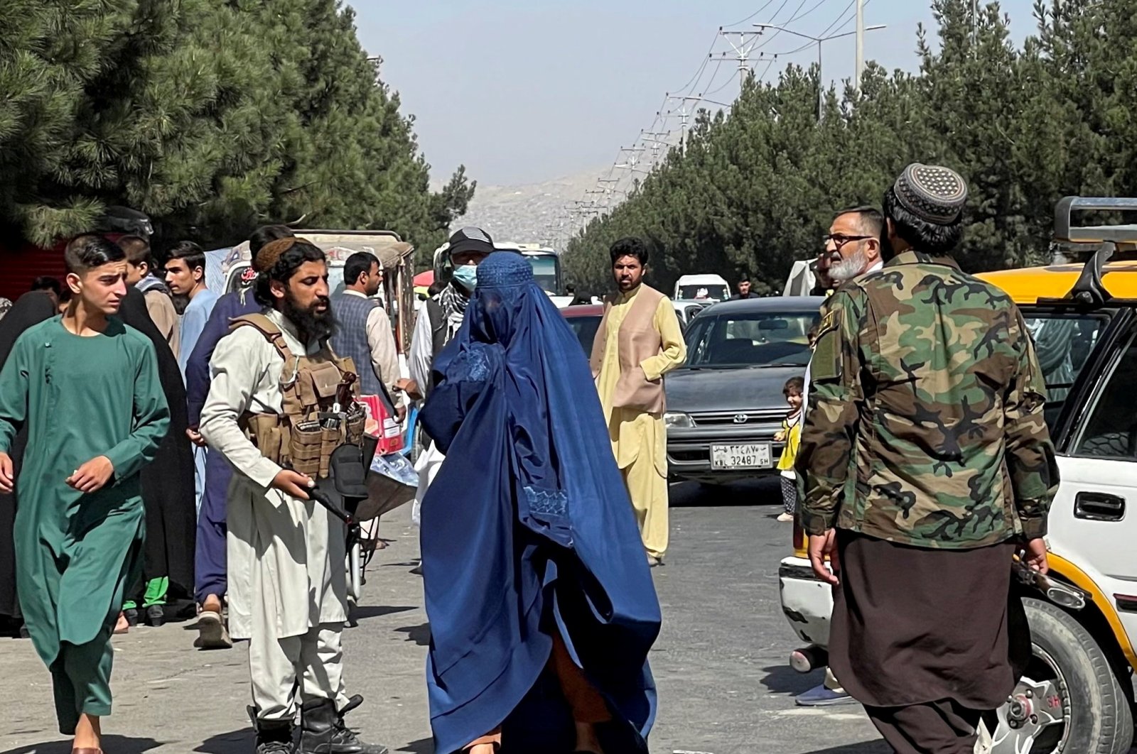 Taliban Perintahkan Wanita Afghanistan Kenakan Burqo Di Depan Umum